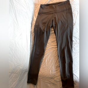 Black Victoria’s Secret sport knockout leggings